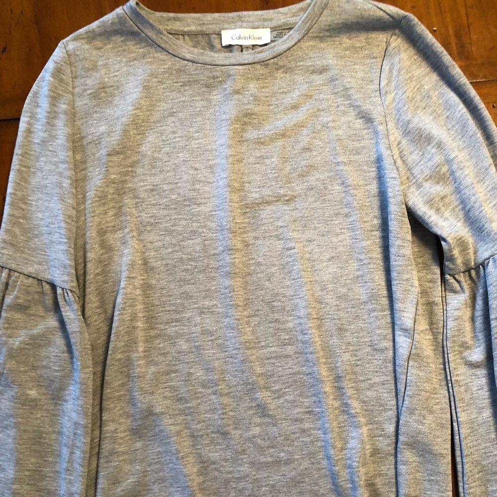 NWT Calvin Klein size S grey long bell sleeve